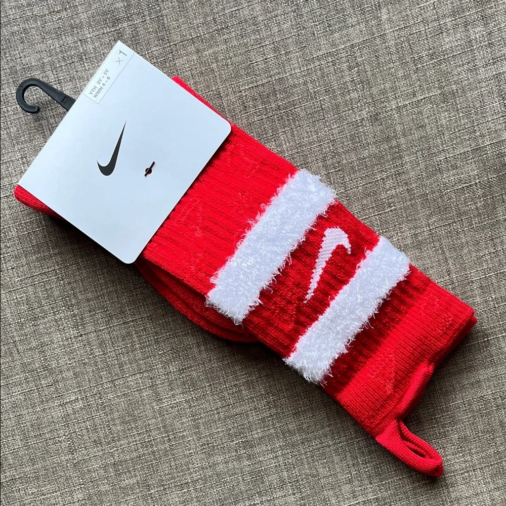 Nike Red and White Christmas Holiday Stocking Socks NWT Small